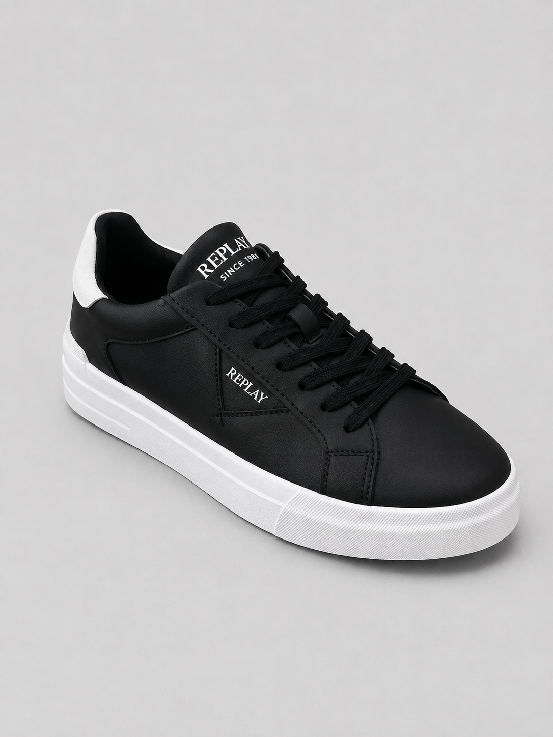 Black Replay "EVAN" Trainers
